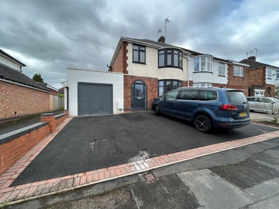 View Full Details for Arnold Avenue, Coventry, Cv3 5lx