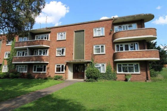 View Full Details for 73e The Broadway, Stourbridge, West Midlands, DY8 3HS, UK