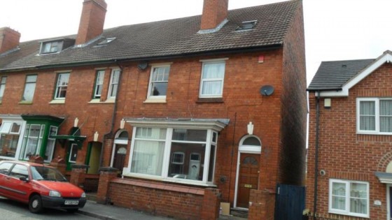 View Full Details for 21 Mount Street Halesowen, West Midlands, B63 4NU, UK