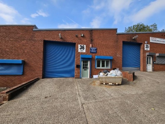 View Full Details for Unit 36  Delph Industrial Estate, Brierley Hill, West Midlands, DY5 2UA, UK