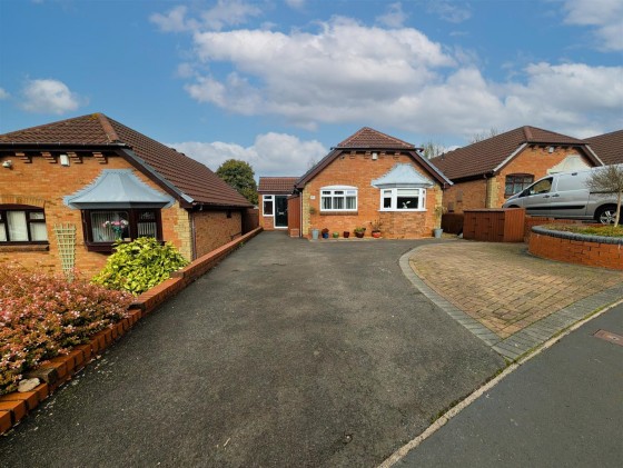 View Full Details for Higgs Field Crescent, Cradley Heath