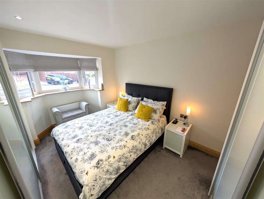 Images for Higgs Field Crescent, Cradley Heath